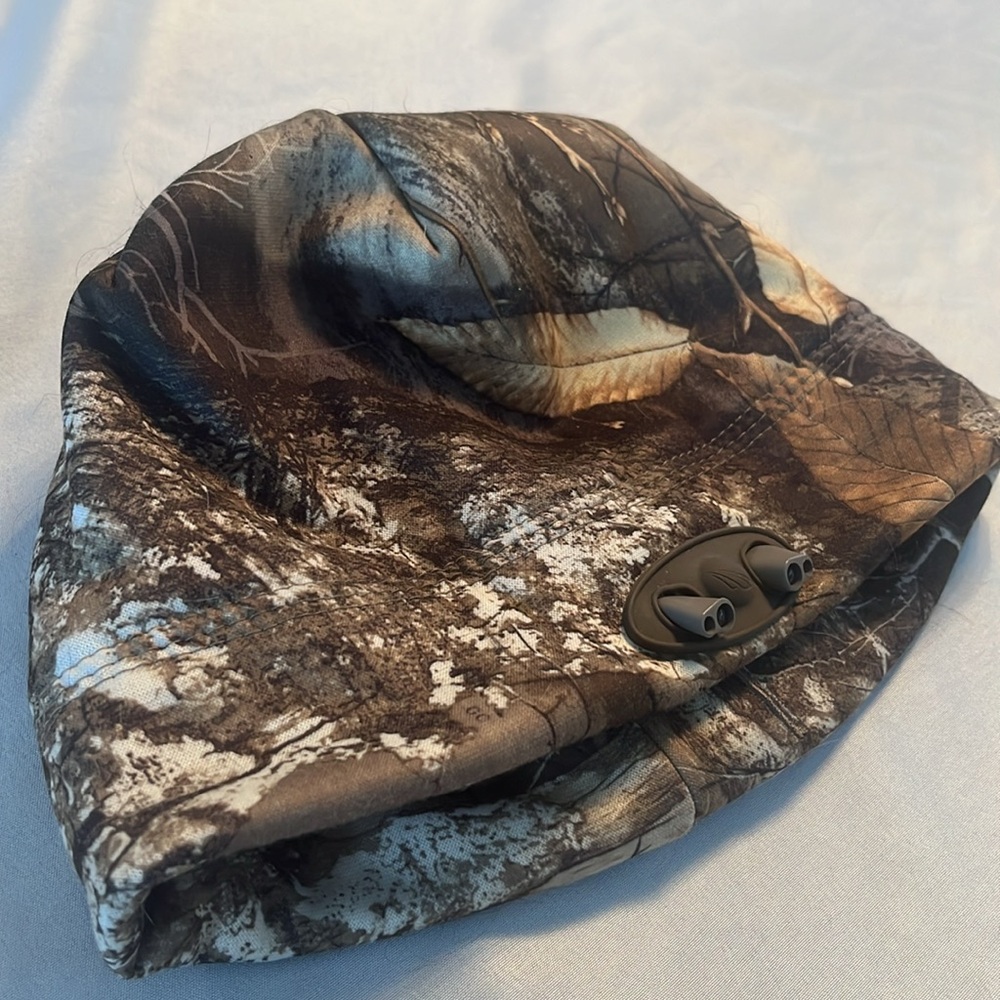Realtree Powercap Lighted Toque - Picture 2 of 6